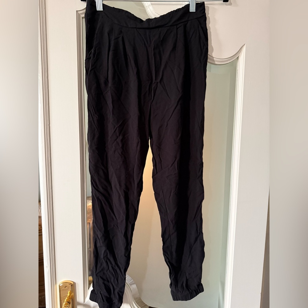 Forever 21 Men's Black Joggers